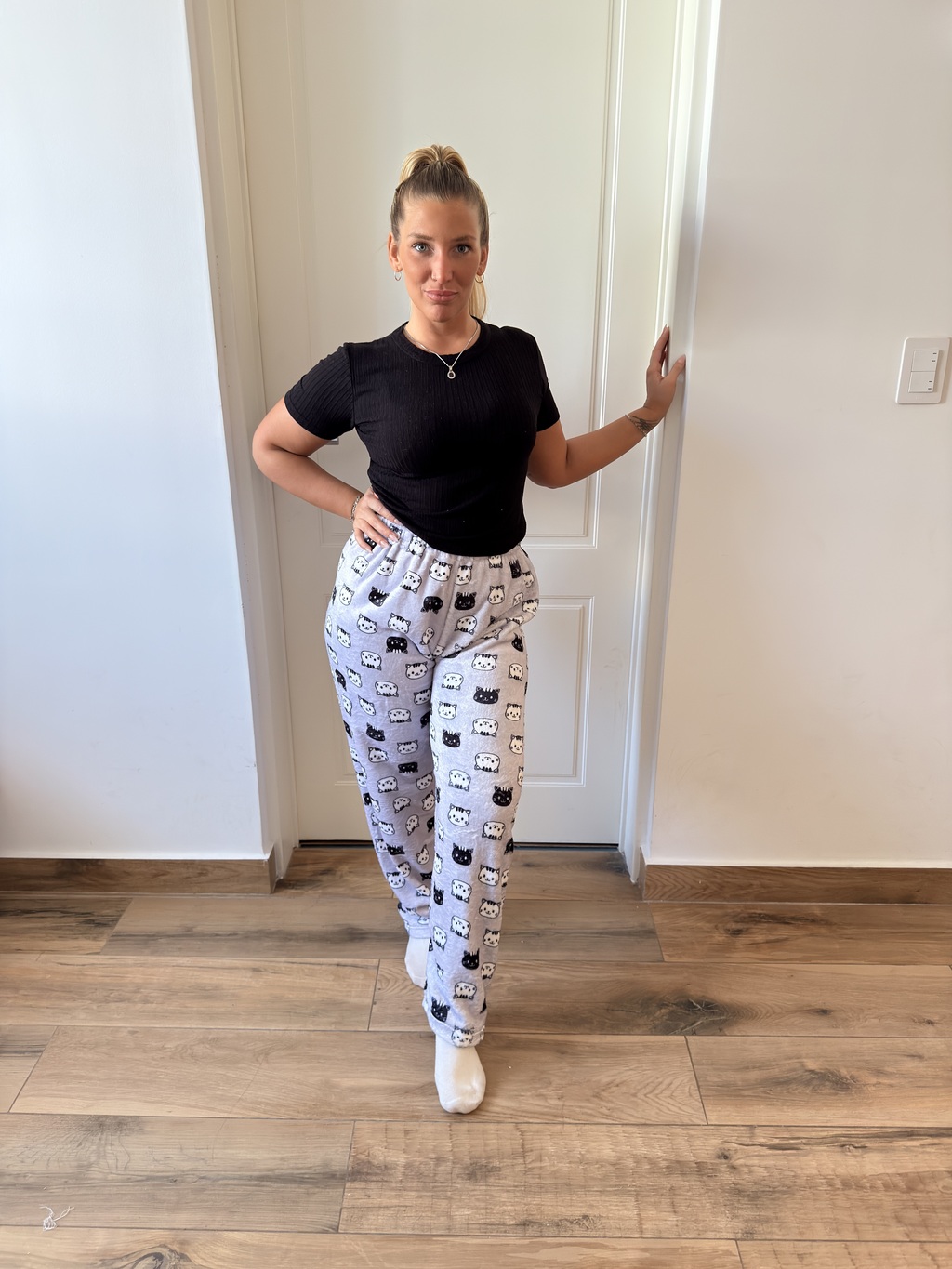 img_4706-0e5e2f07a8e57ab8a017503781851902-1024-1024