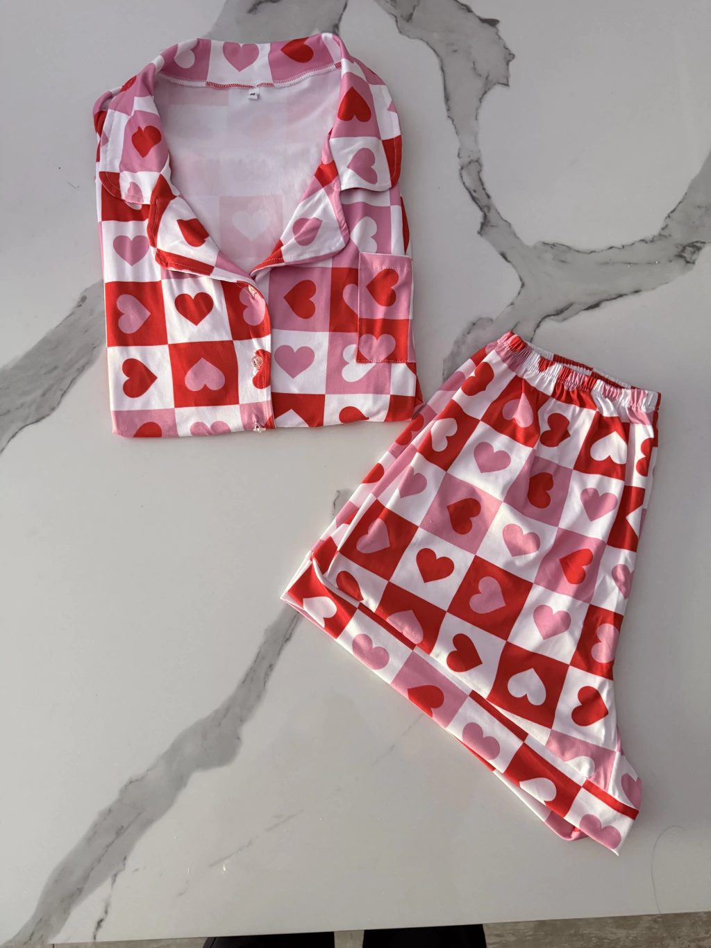 img_5371-18bcea317227b880e217602069414459-1024-1024